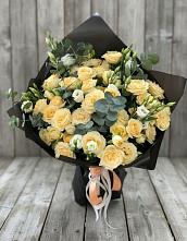 Букет цветов из:  Розы и Лизиантусы #REPLACE_PRED# Поселок Чайковского