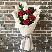 Букет цветов из:  Розы в Поселок Чайковского