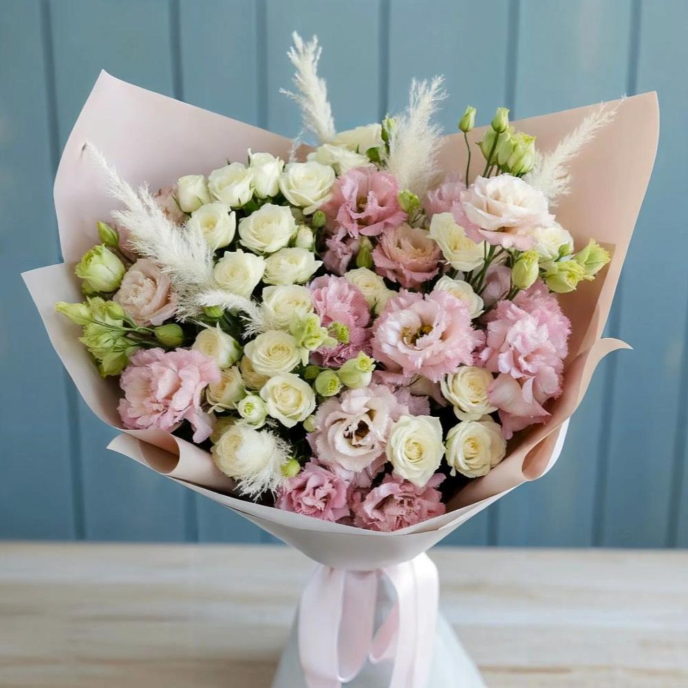 Букет цветов из: Альстромерии и Розы в Поселок Чайковского