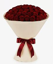 Букет 101 Бордовая роза Блэк Бакарра в Поселок Чайковского