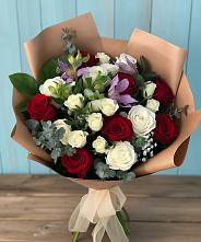 Букет цветов из:  Розы и Альстромерии в Поселок Чайковского