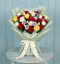 Букет цветов из:  Розы в Поселок Чайковского