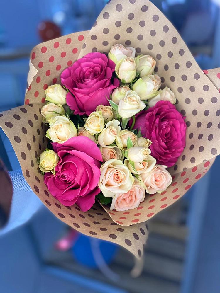 Букет цветов из: Розы в Поселок Чайковского