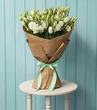 Букет цветов из:  Лизиантусы в Поселок Чайковского