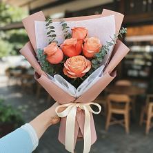 Букет цветов из:  Розы в Поселок Чайковского