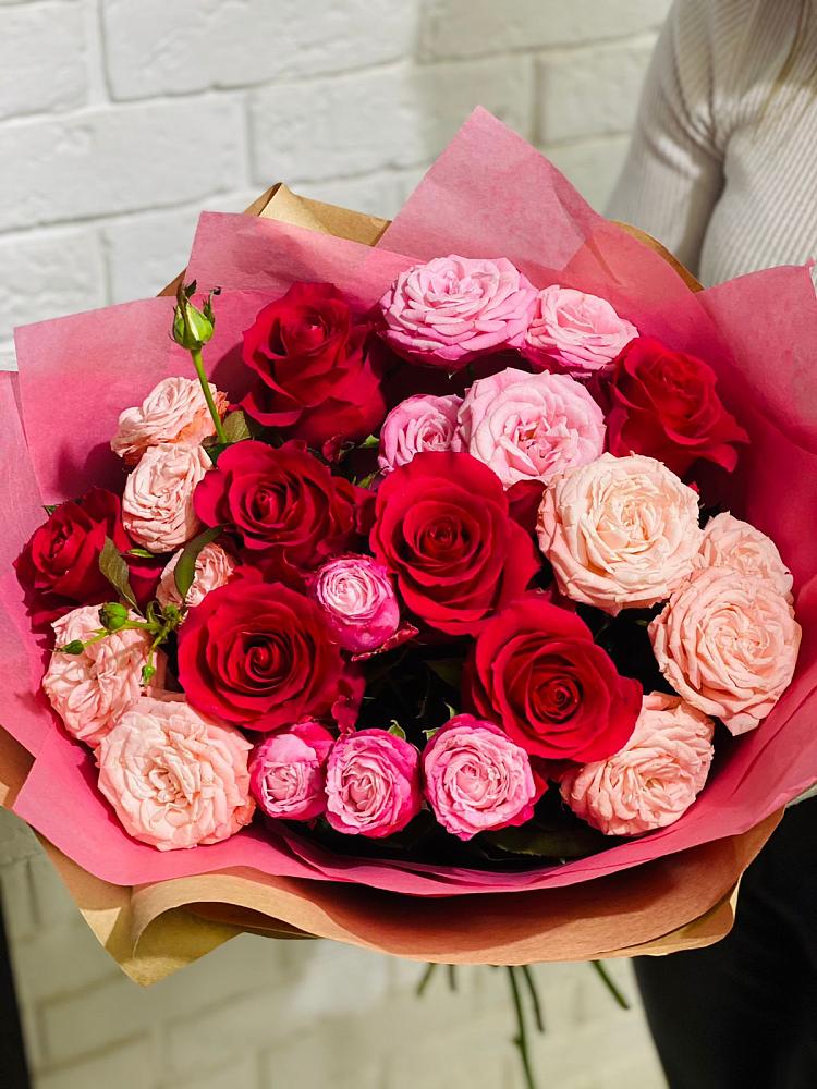 Букет цветов из: Розы в Поселок Чайковского