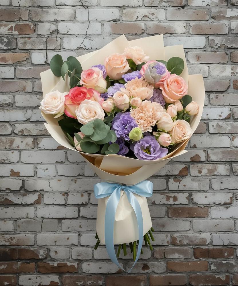 Букет цветов из: Розы, Лизиантусы и Гвоздики в Поселок Чайковского