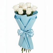 Букет 7 белых роз Проуд в Поселок Чайковского