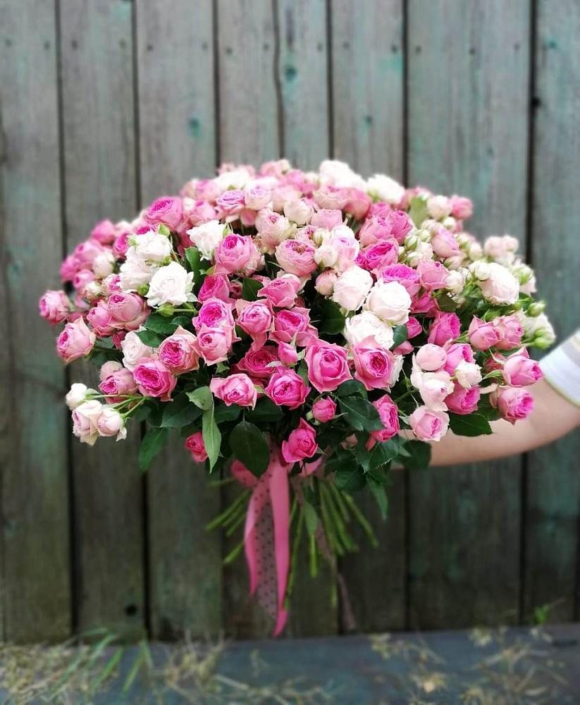 Букет Розовые кустовые розы Натали и Лав Лидия в Поселок Чайковского