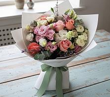 Букет цветов из:  Розы, Лизиантусы и Гвоздики #REPLACE_PRED# Поселок Чайковского