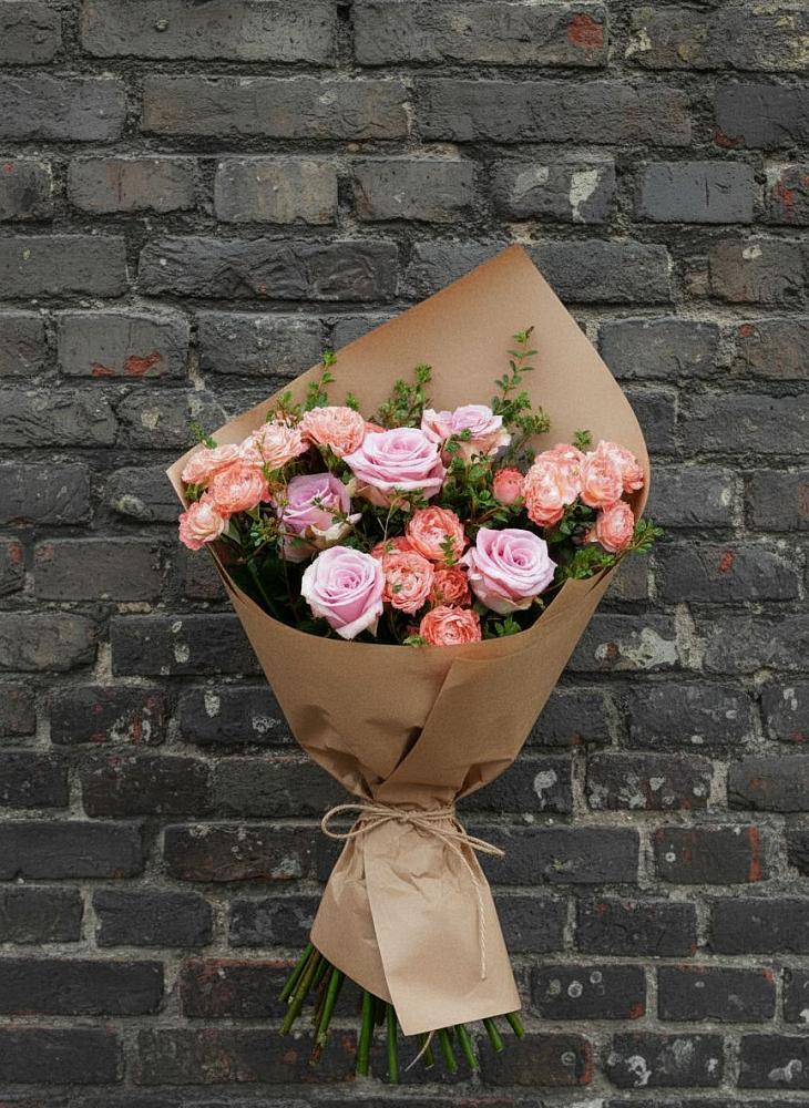 Букет цветов из: Розы в Поселок Чайковского