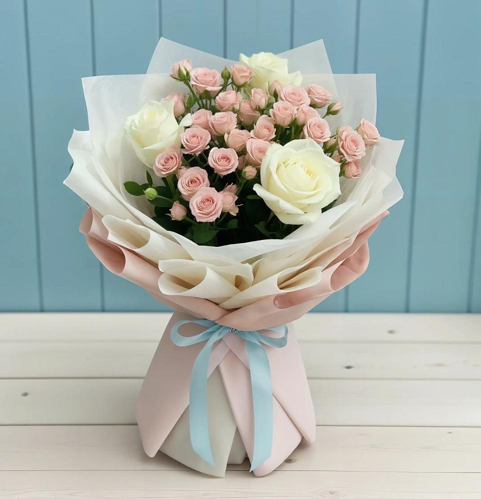 Букет цветов из: Розы в Поселок Чайковского